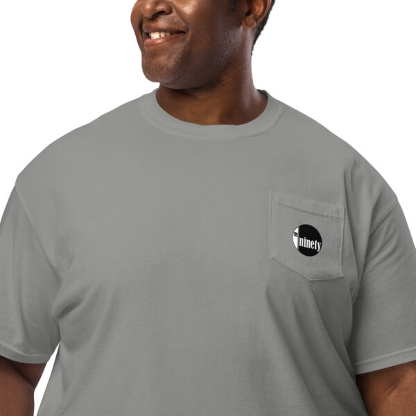 Unisex garment-dyed pocket t-shirt - Image 4